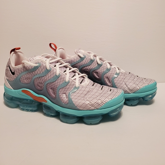 vapormax plus size 2